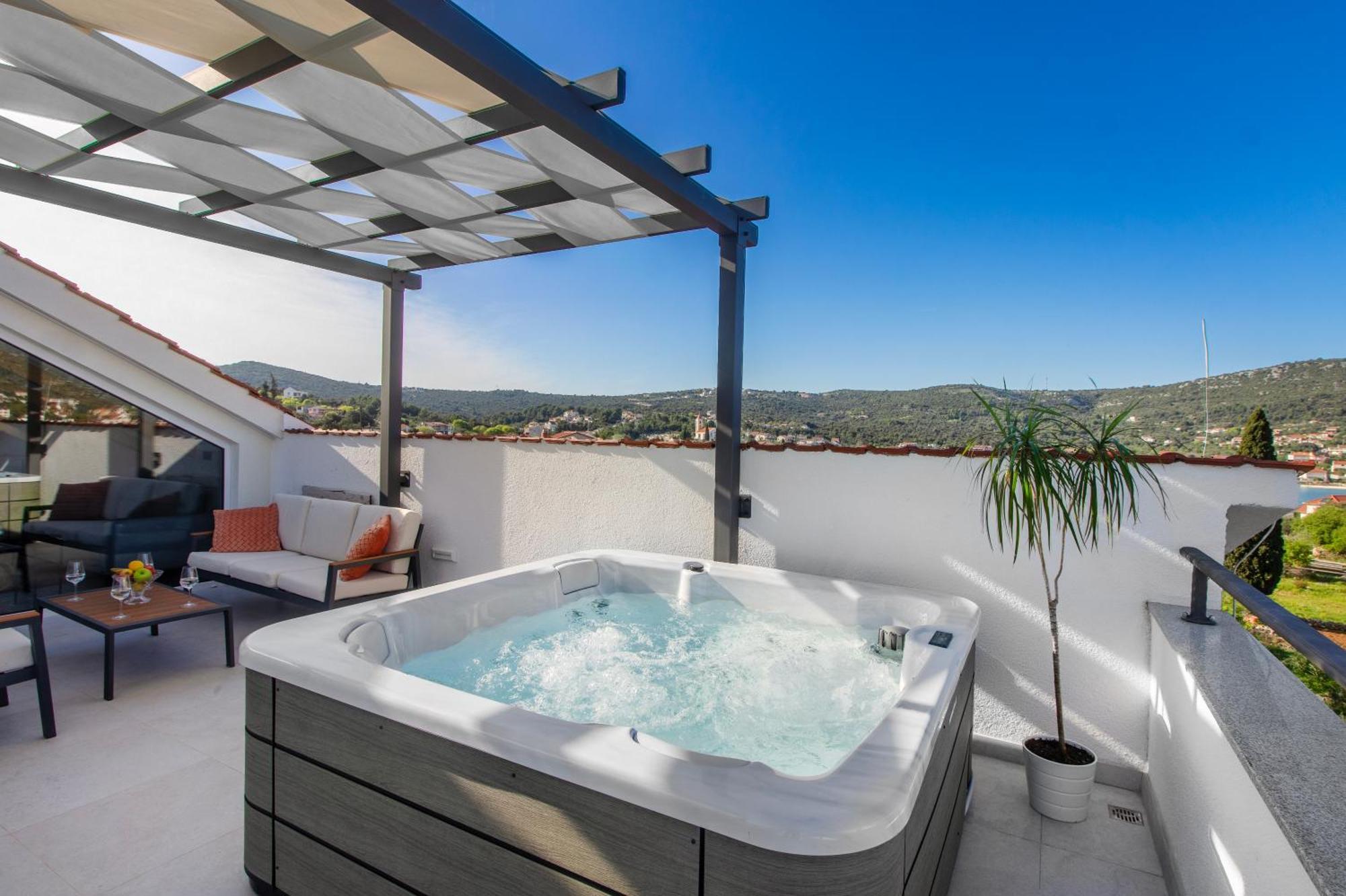 Villa Dalmatian Child With Swimming Pool, Close To The Beach Vinisce Exterior photo